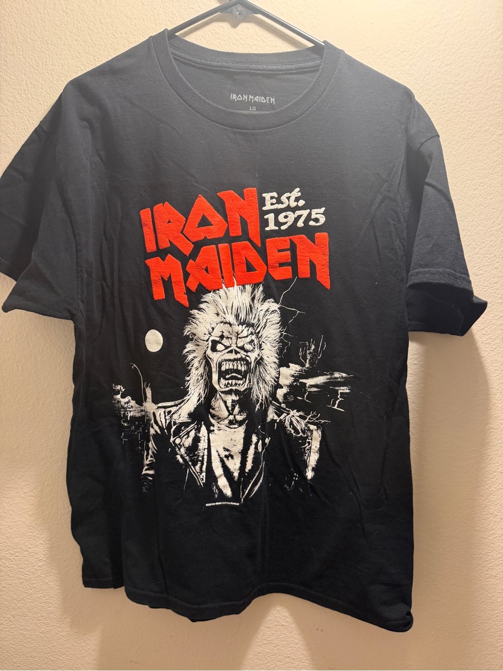 Iron Maiden Black Short-Sleeve Graphic Tee - Red & White Print